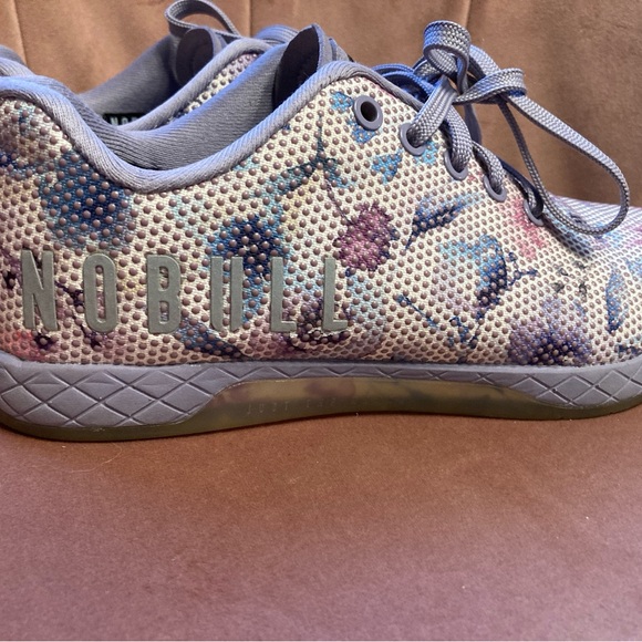 NOBULL - WATERCOLOR FLORAL SNEAKERS - Picture 3 of 9